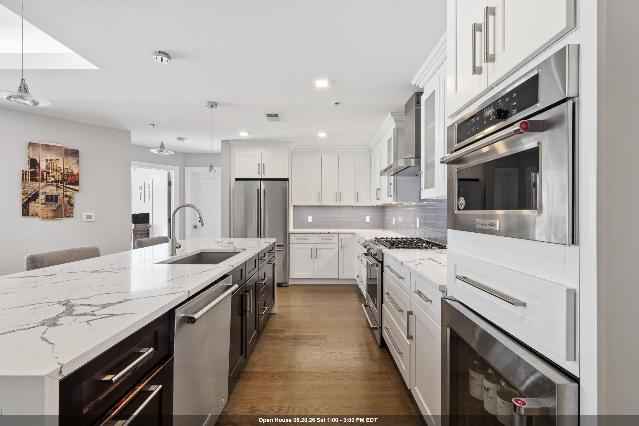 10 PATERSON AVE Unit: 2A