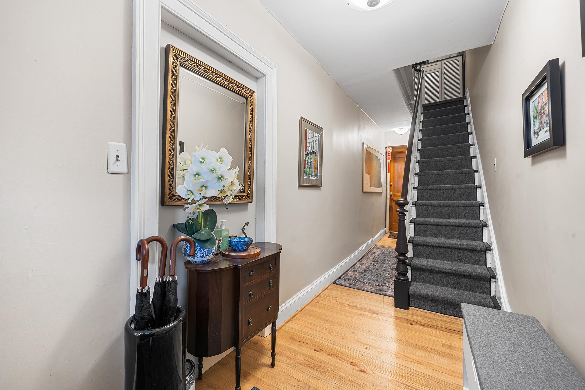 235 7TH ST Unit: 2