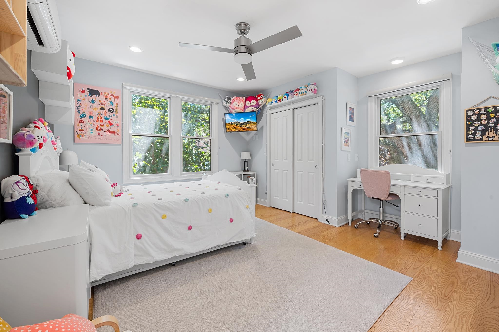 235 7TH ST Unit: 2