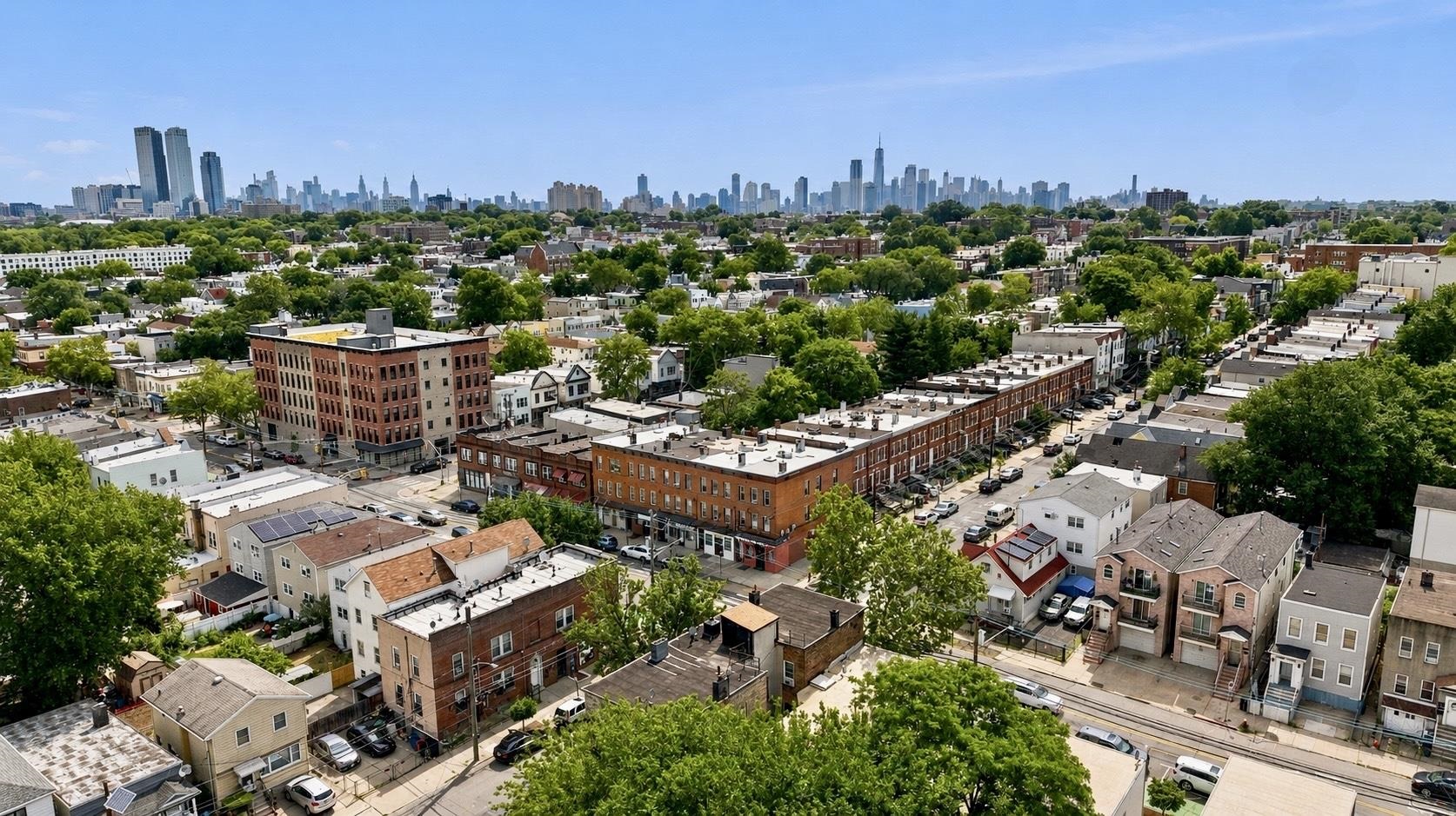 111 MALLORY AVE Unit: 2