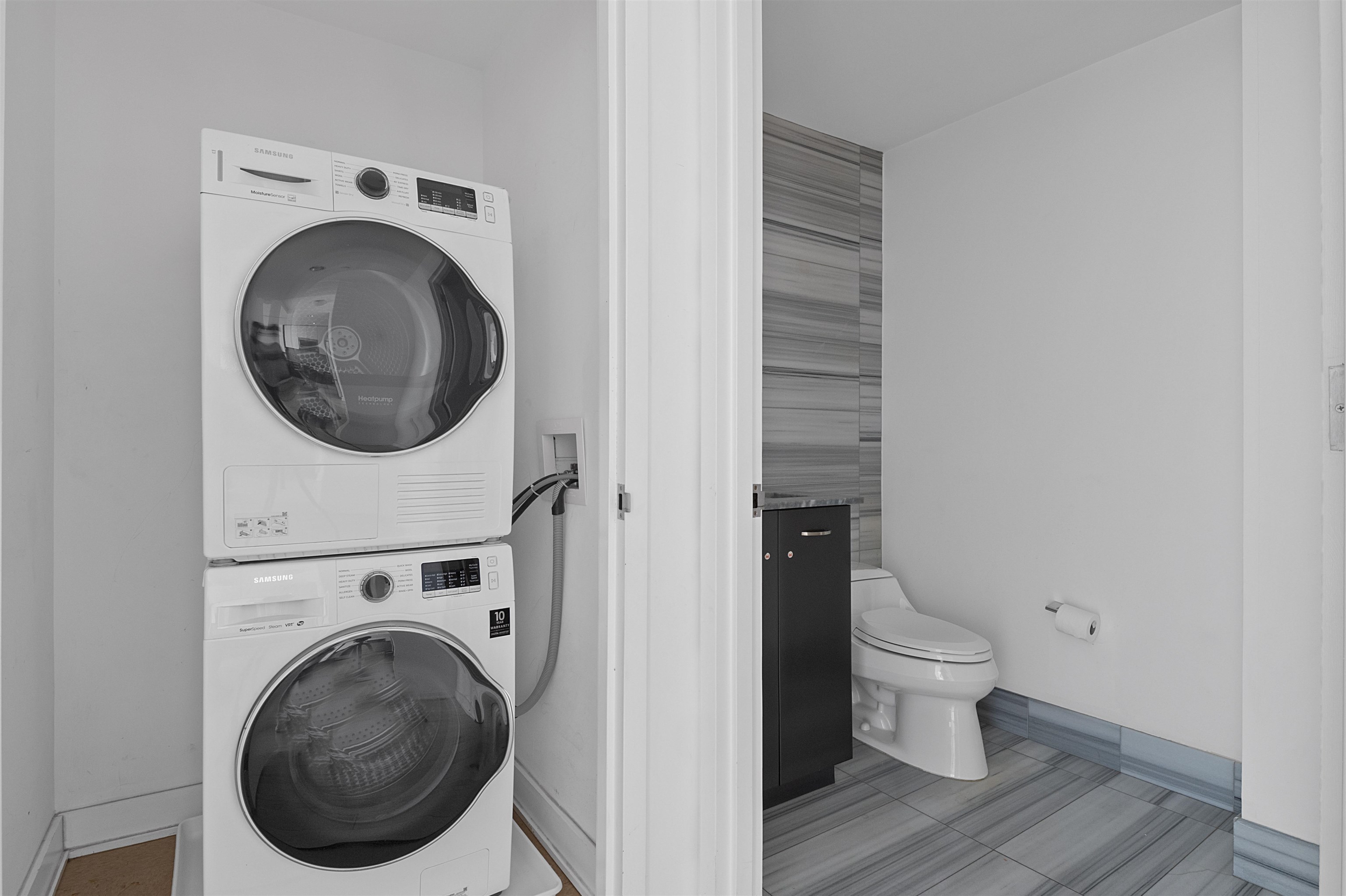 2 2ND ST Unit: 1103