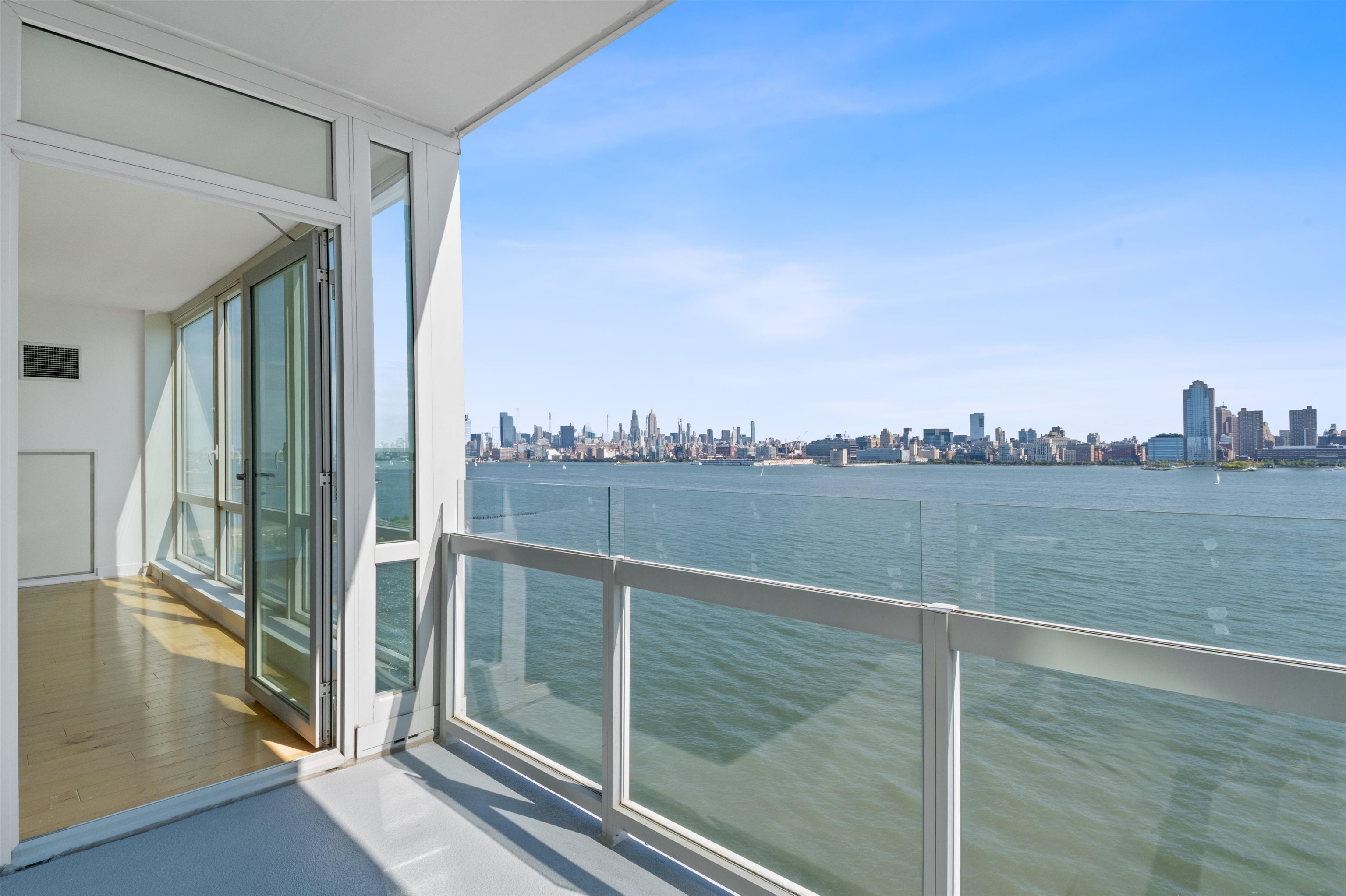 2 2ND ST Unit: 1103