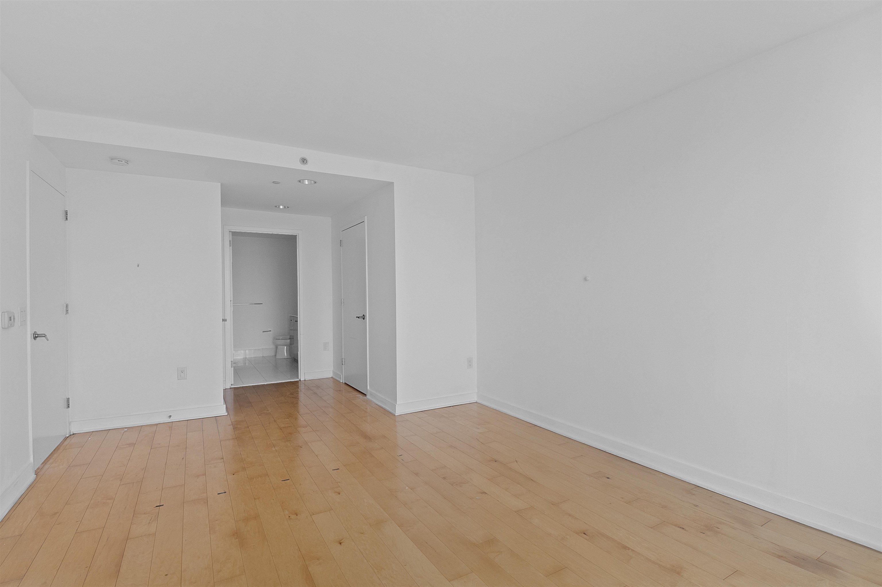 2 2ND ST Unit: 1103