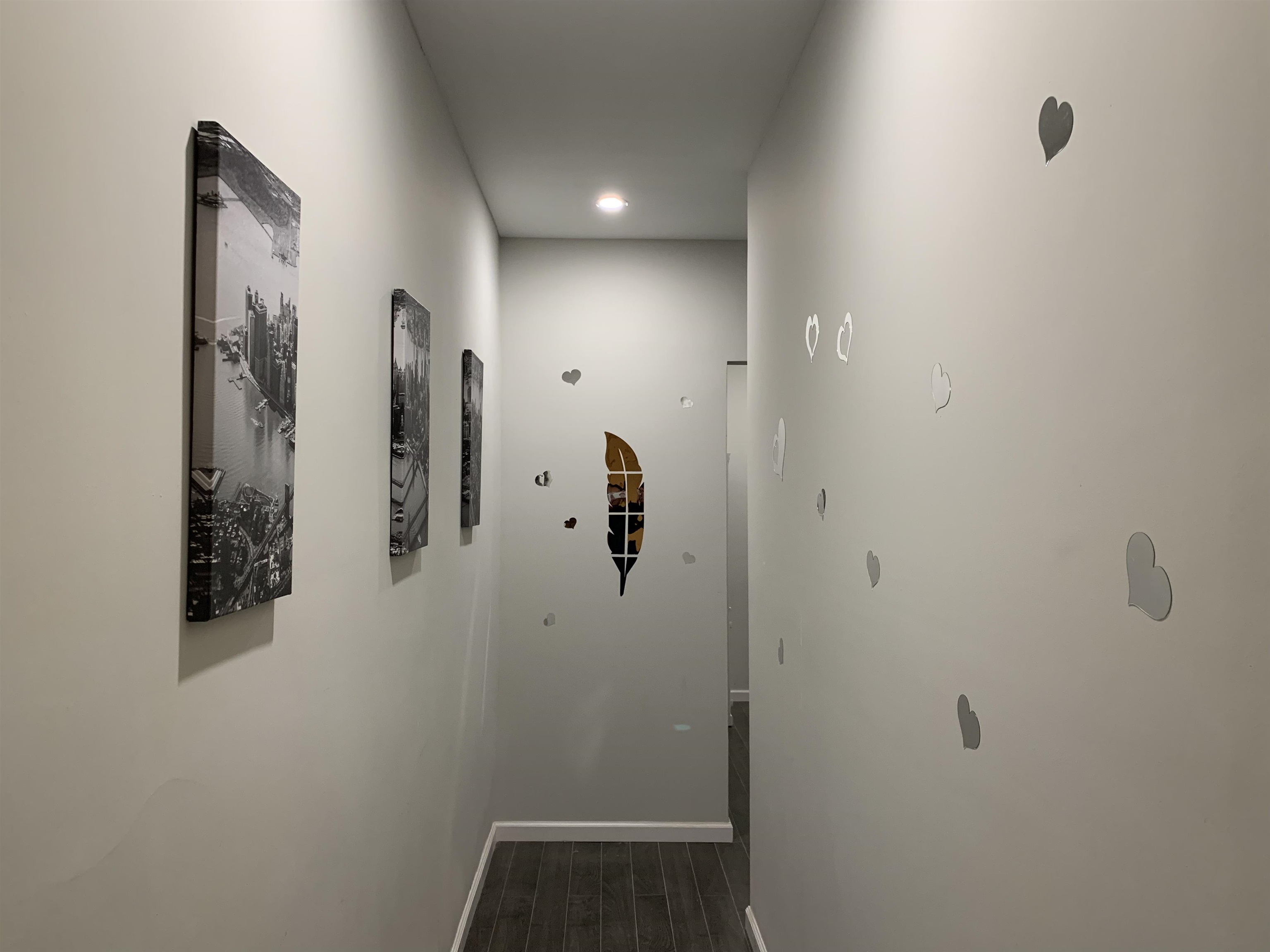66 VAN REYPEN ST