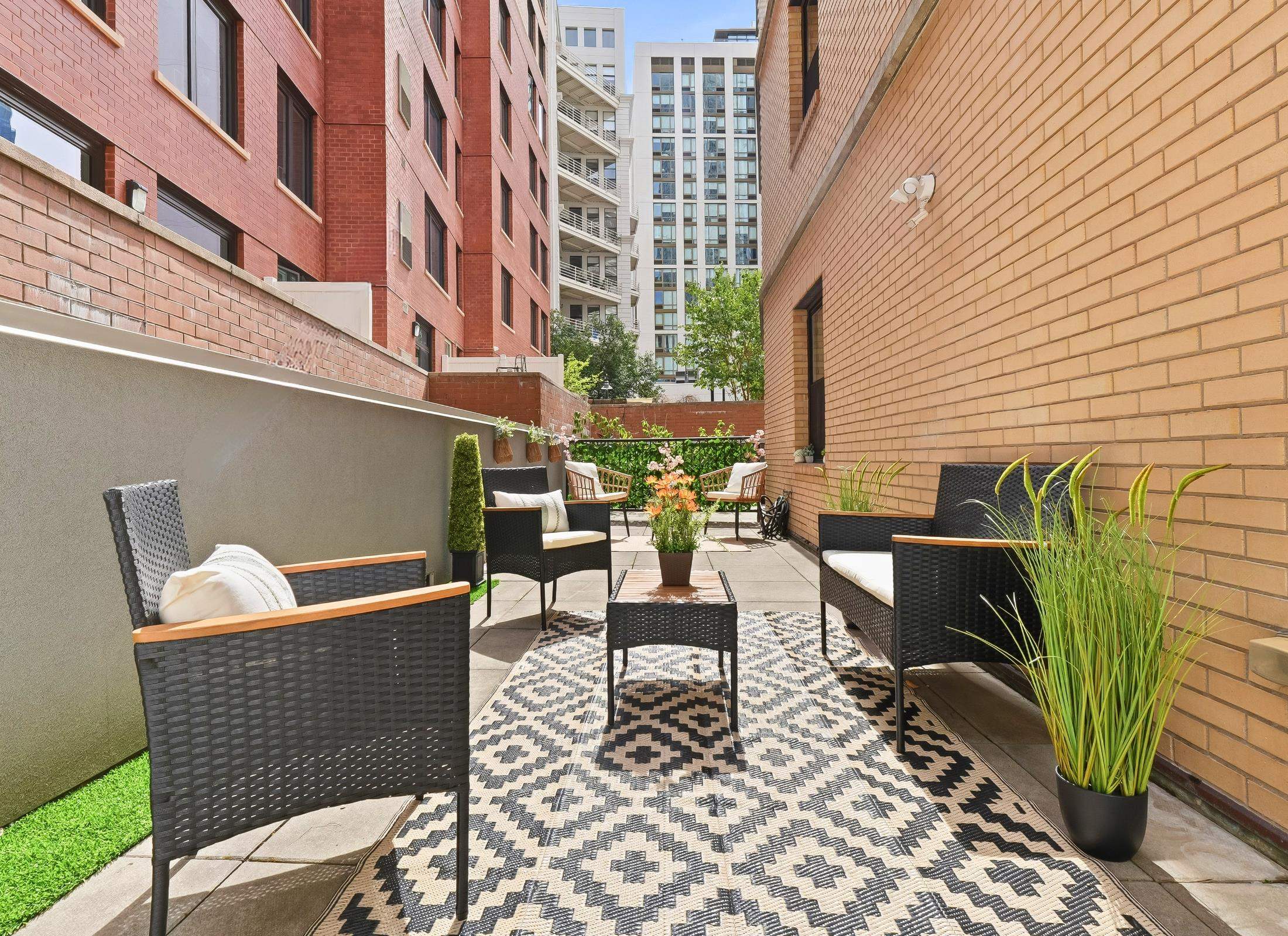 154 STEUBEN ST Unit: 201