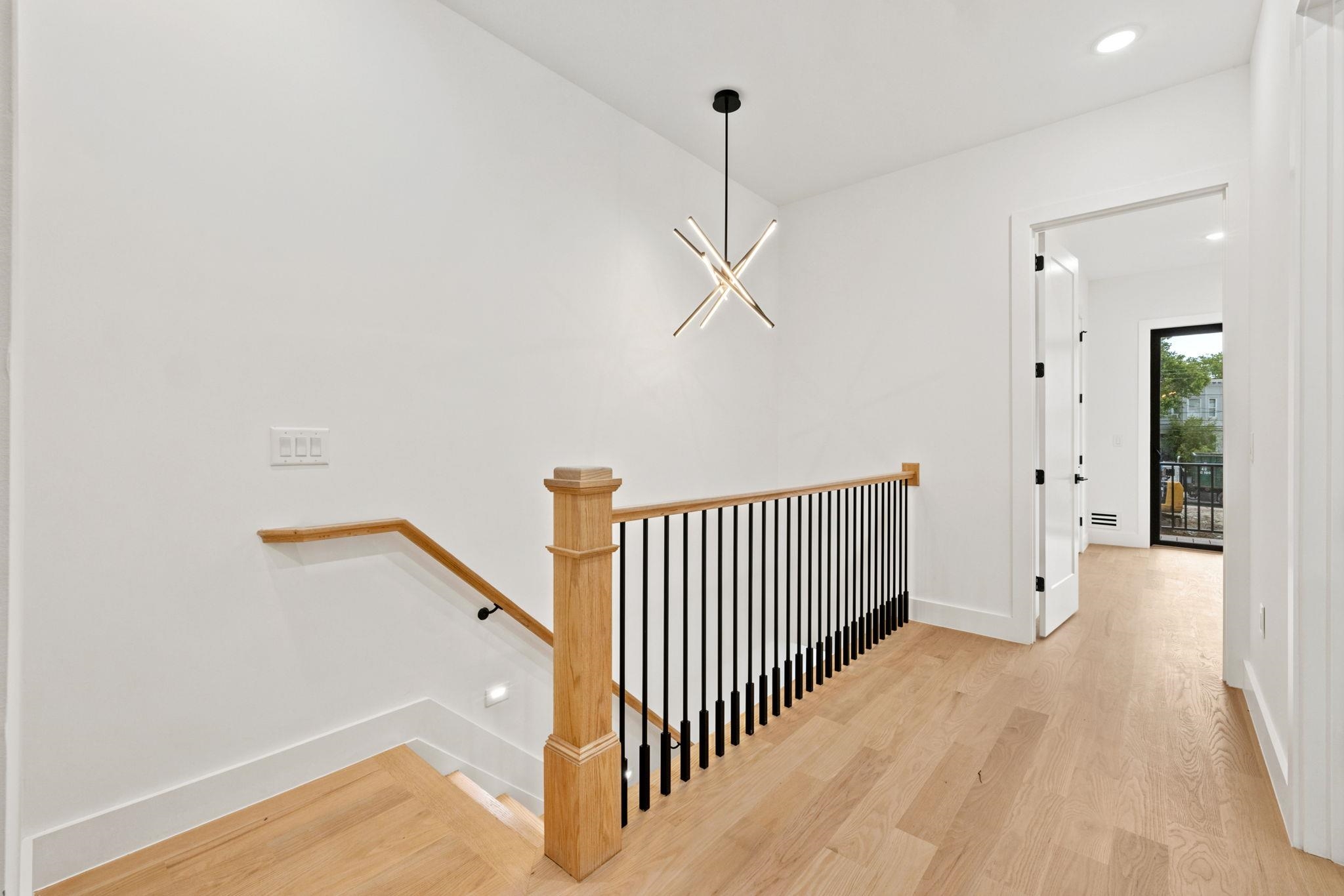 42 WAVERLY ST Unit: 1