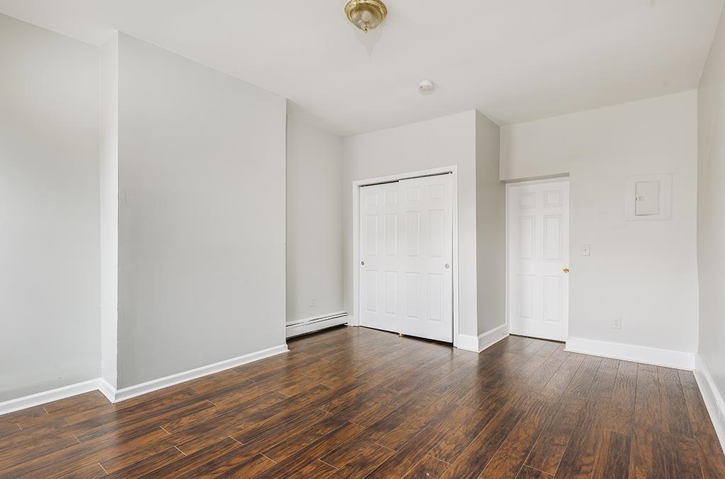 69 BELMONT AVE Unit: 2