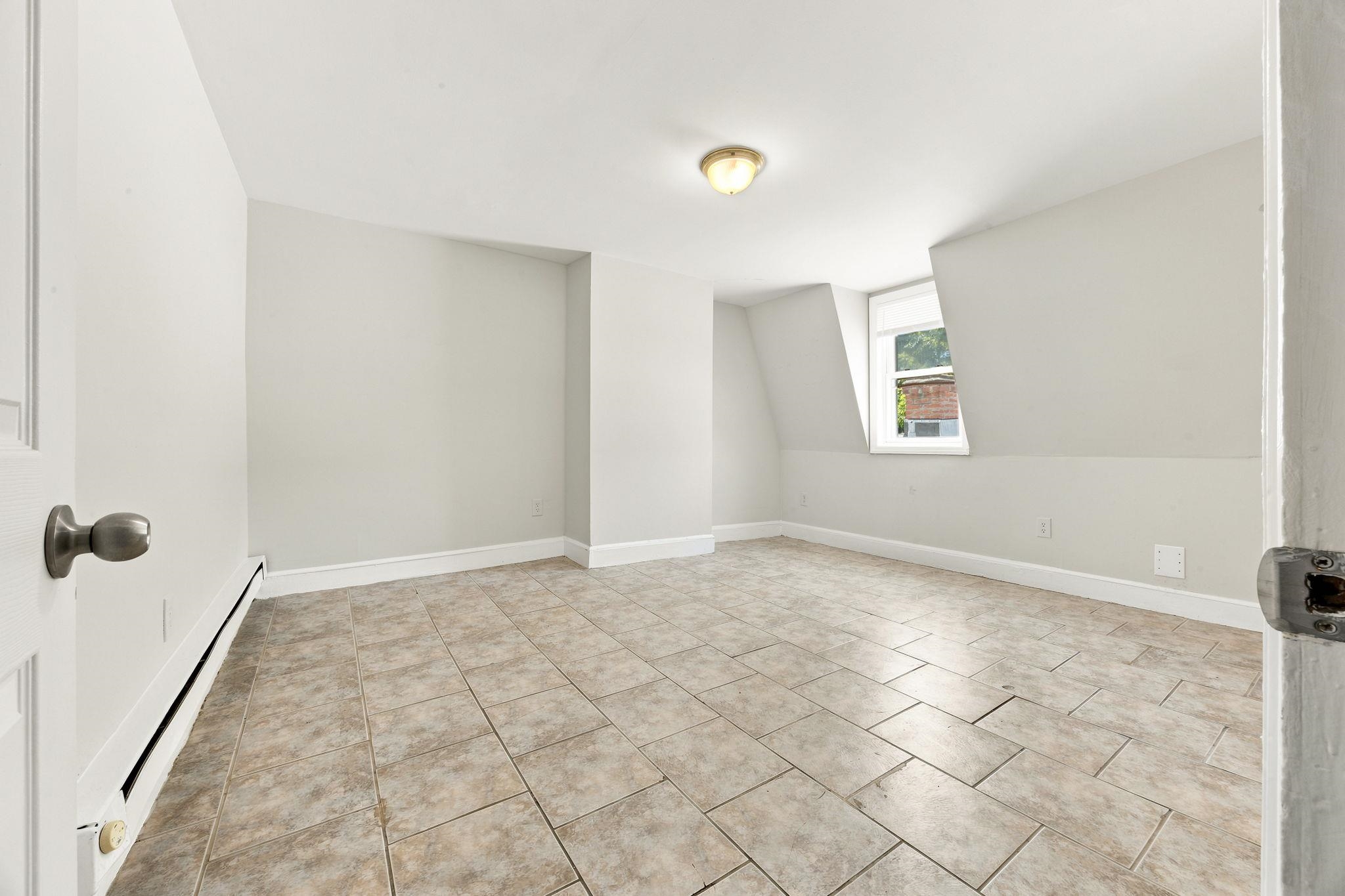 69 BELMONT AVE Unit: 2