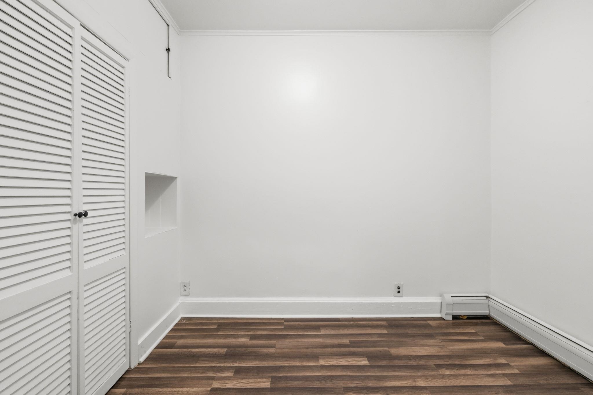 342 AVENUE E Unit: 1