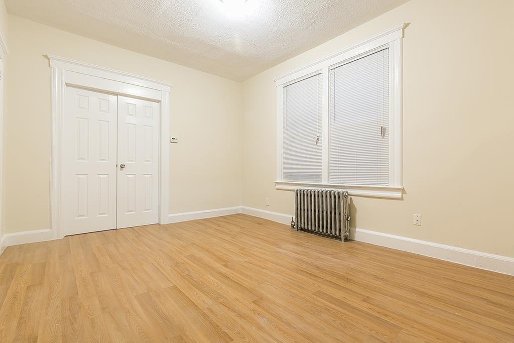 342 AVENUE E Unit: 2