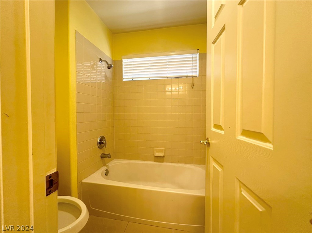 9891 Ridge Hill Avenue