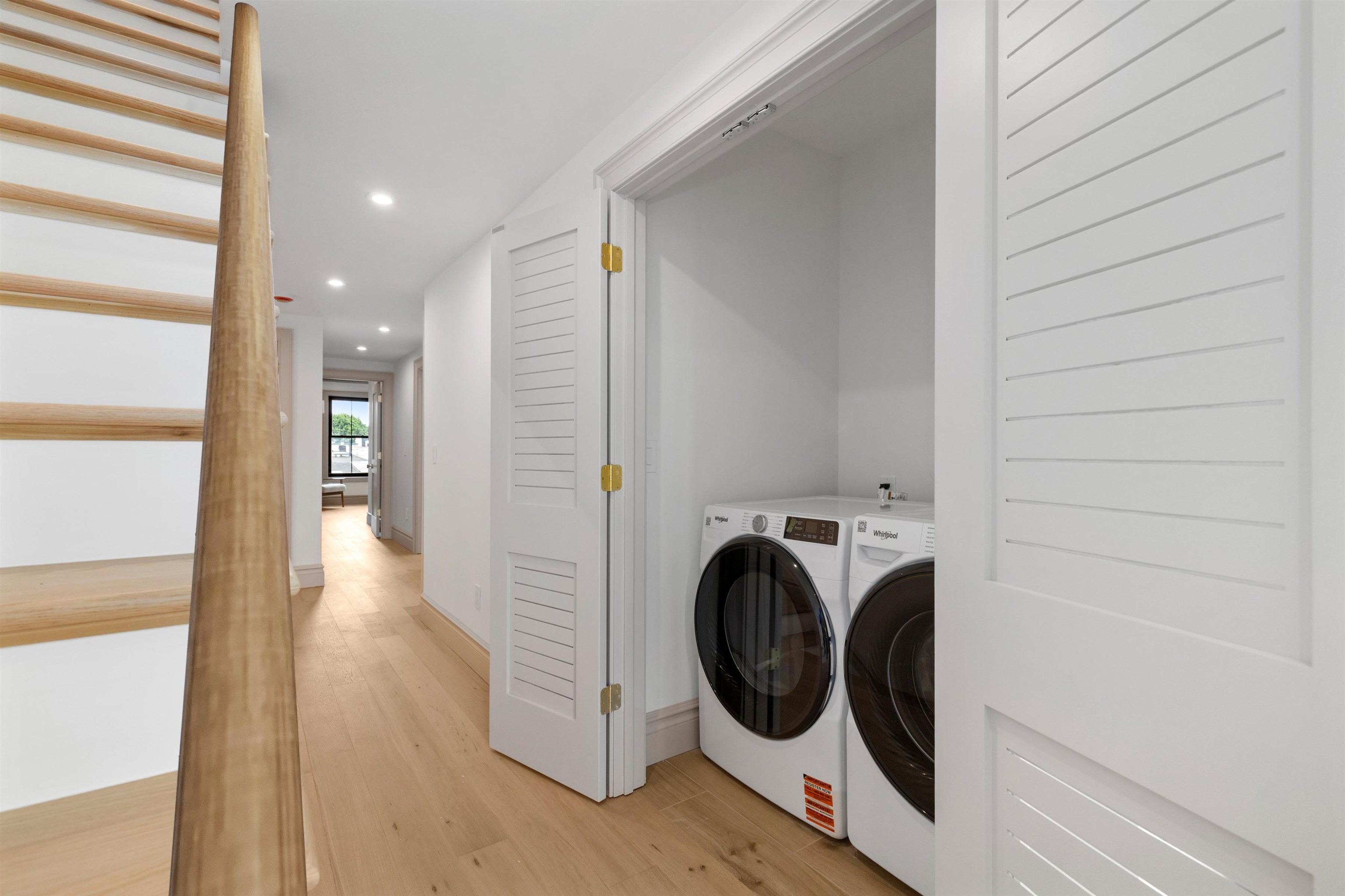 105 ATLANTIC ST Unit: PH-ROOF