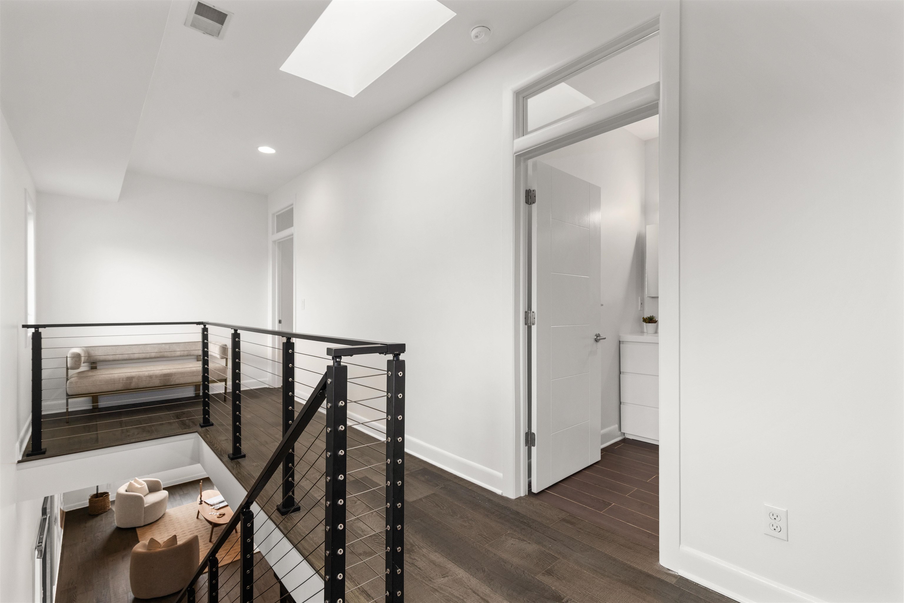 627 GREGORY AVE