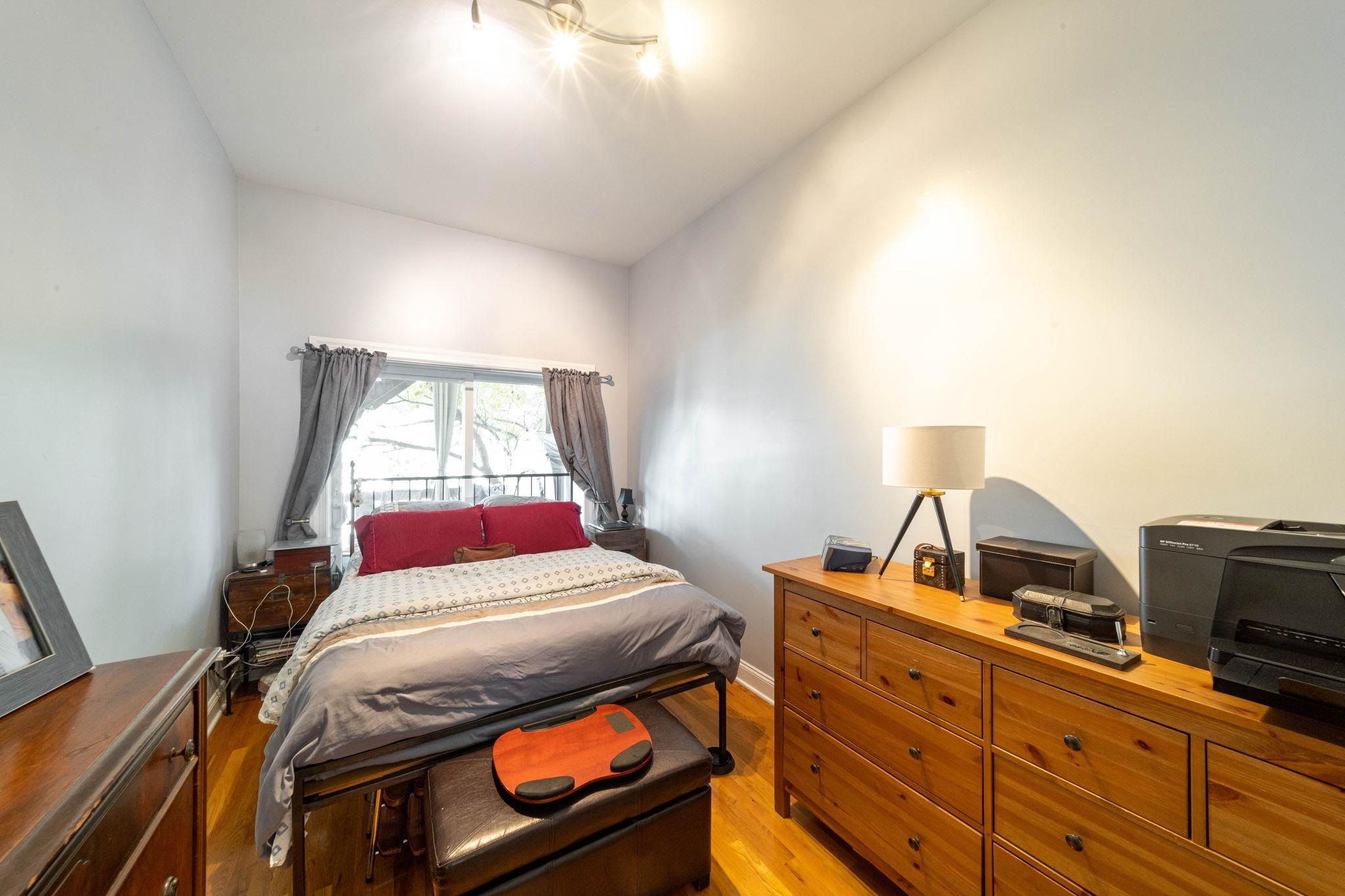 261 GROVE ST Unit: 2