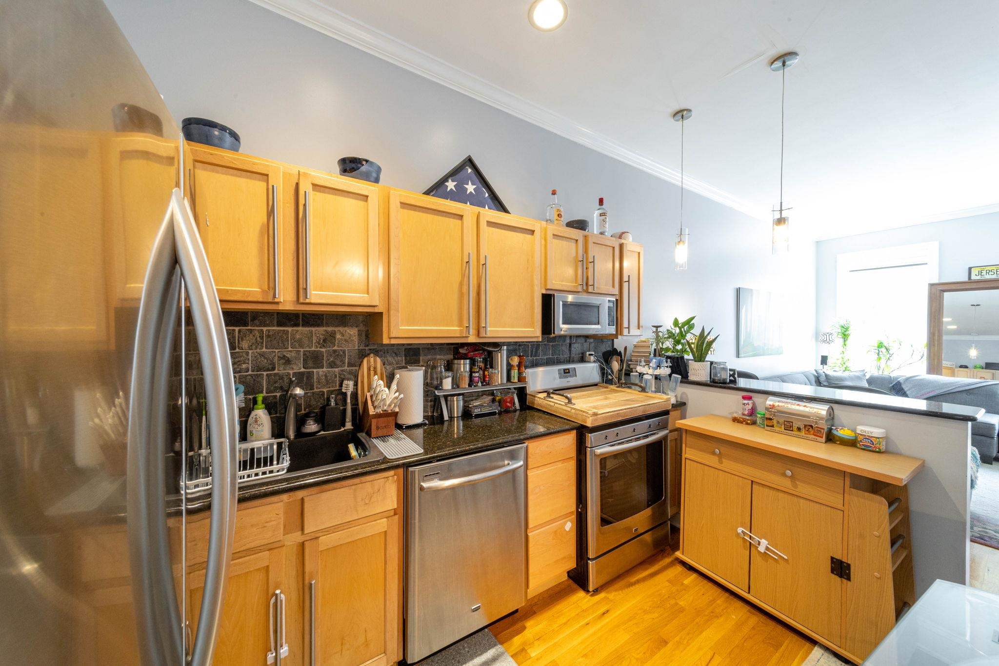 261 GROVE ST Unit: 2