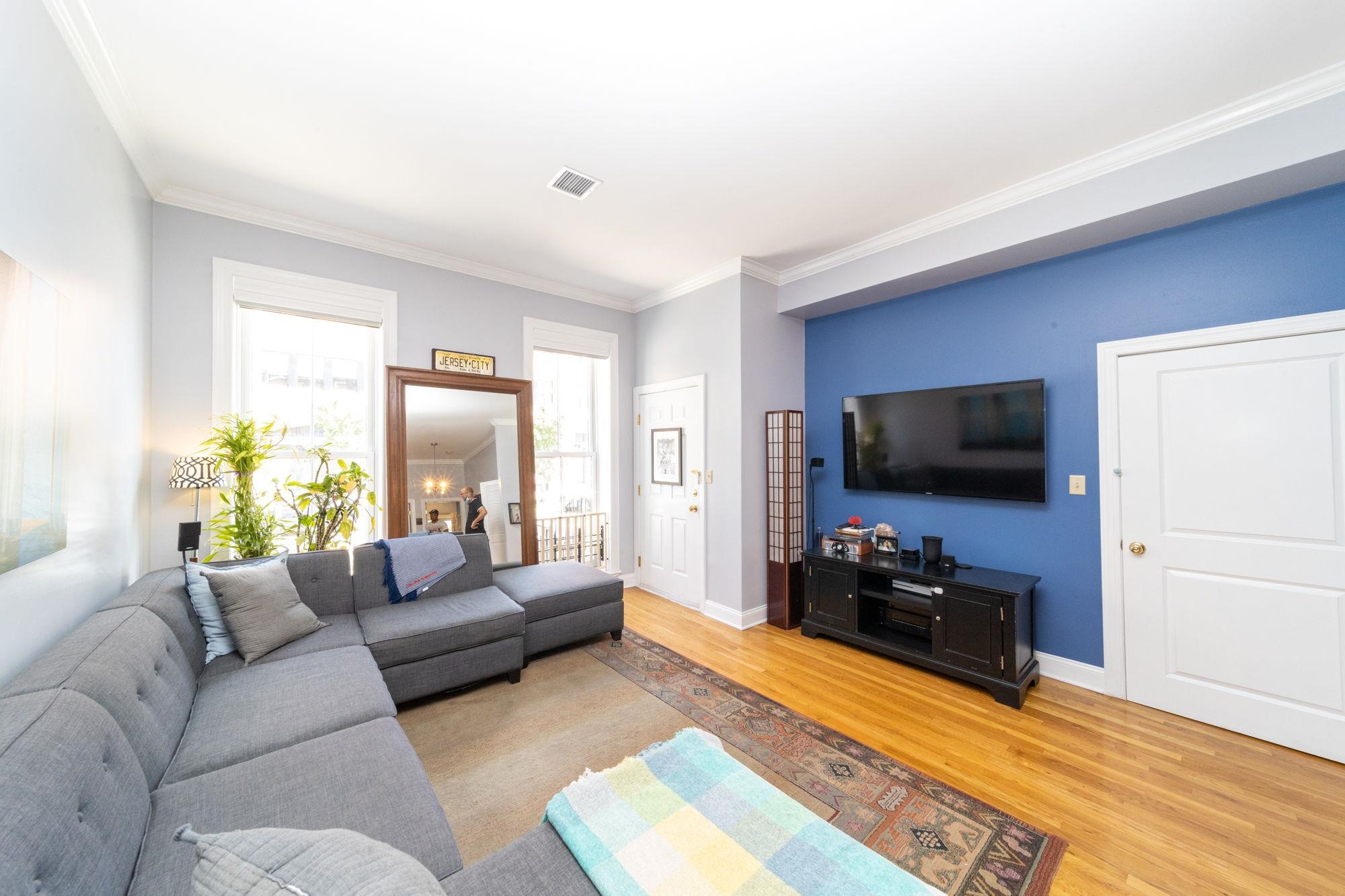 261 GROVE ST Unit: 2