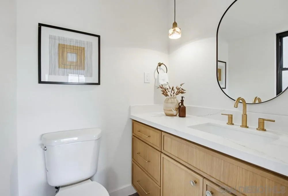 585 S Sierra Ave Unit 27