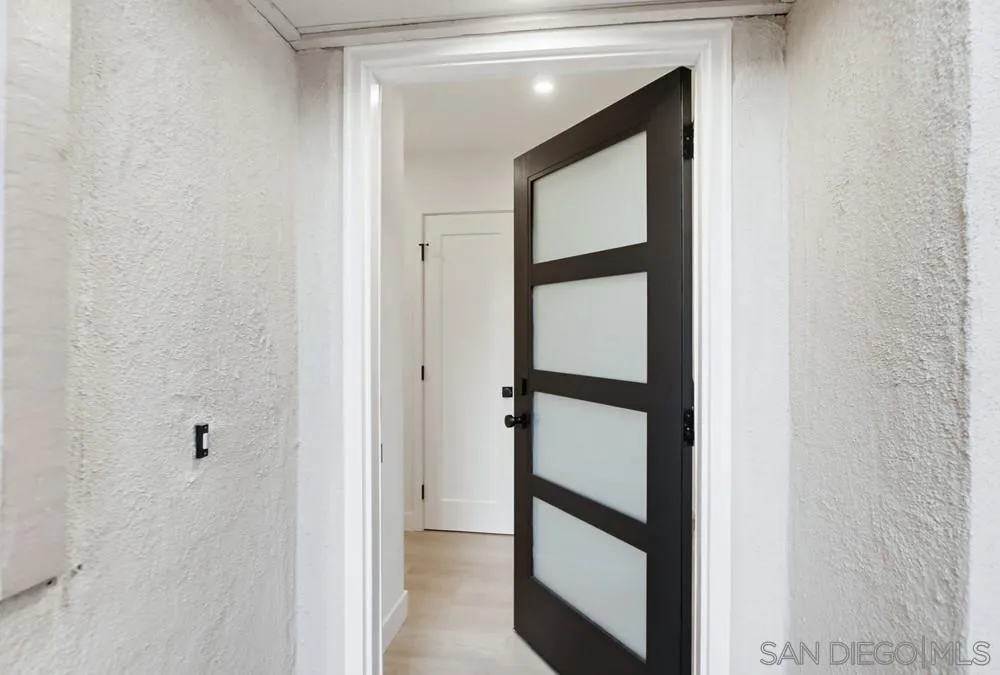 585 S Sierra Ave Unit 27