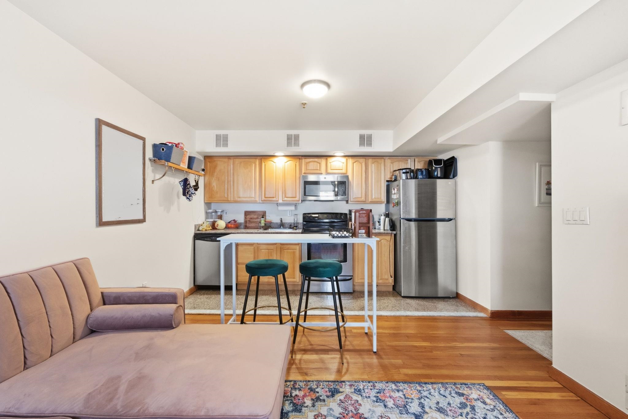 180 WASHINGTON ST Unit: 2