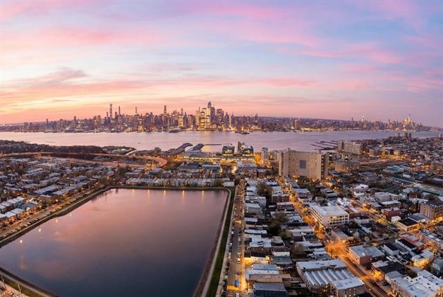 412 GREGORY AVE Unit: 2