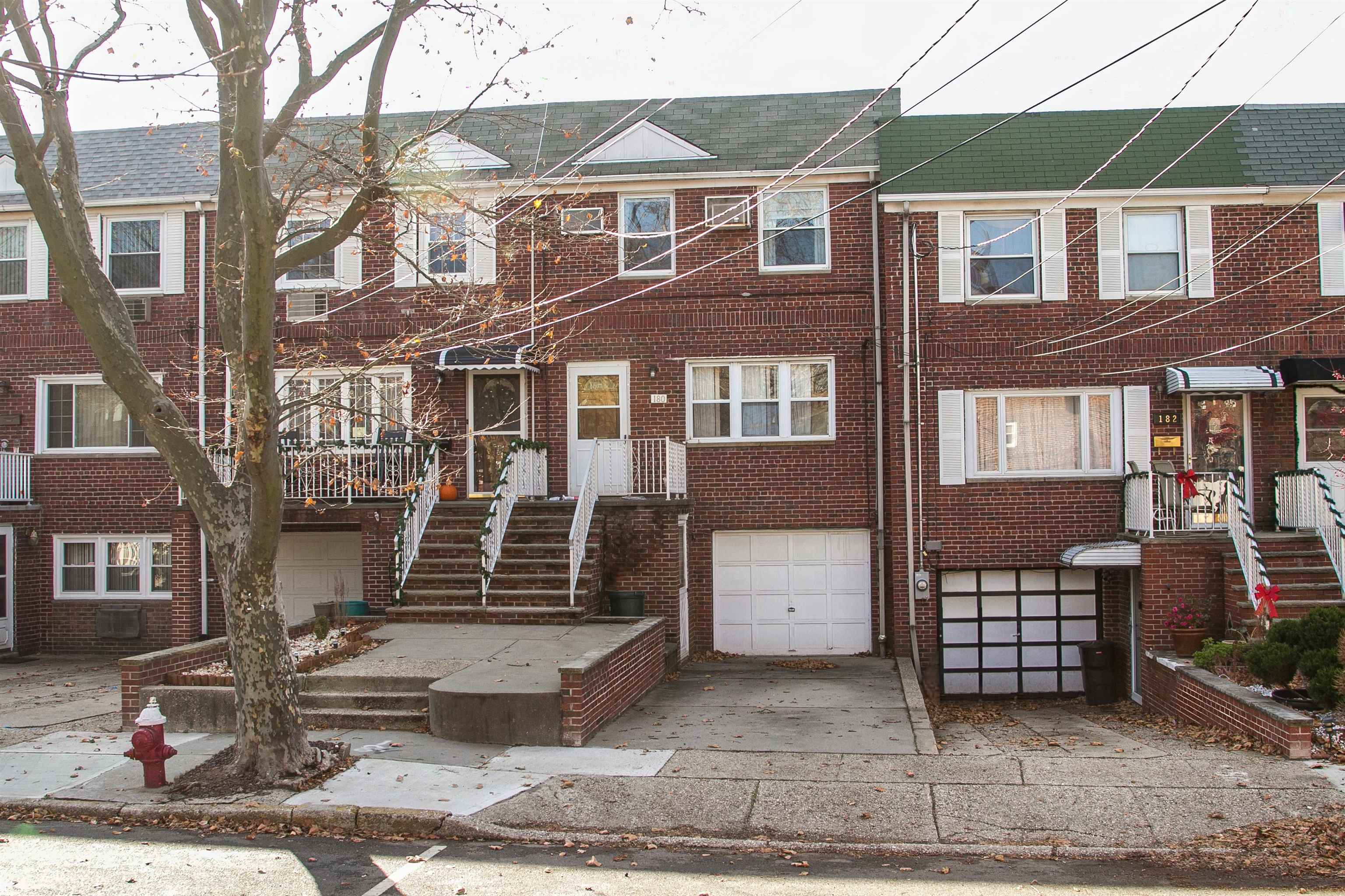 180 WEST 26TH ST