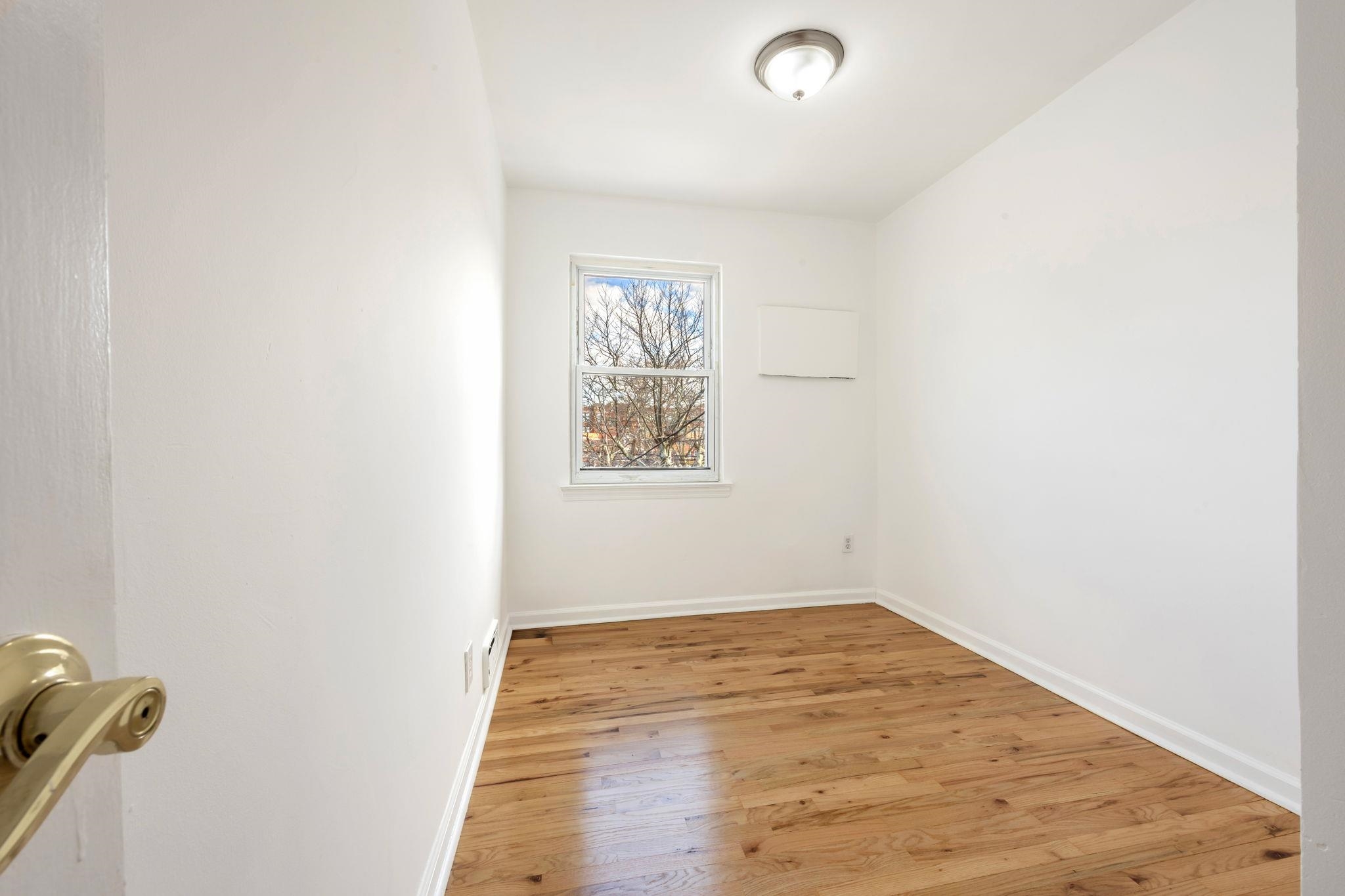 180 WEST 26TH ST