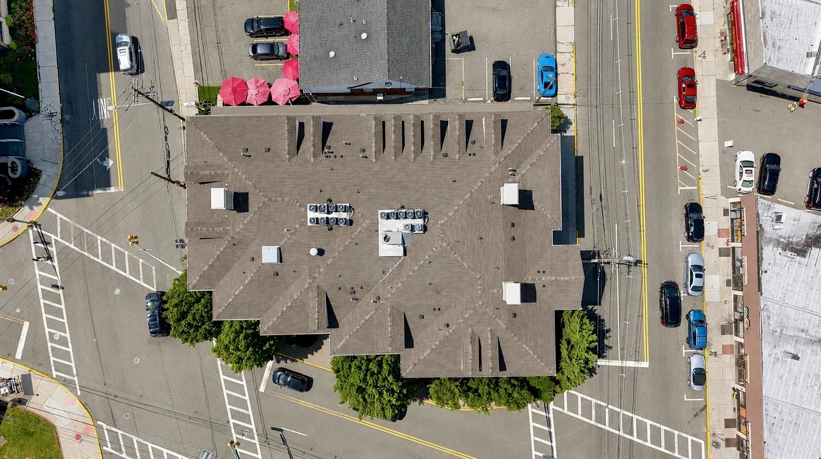 180 EDGEWATER RD Unit: 1B