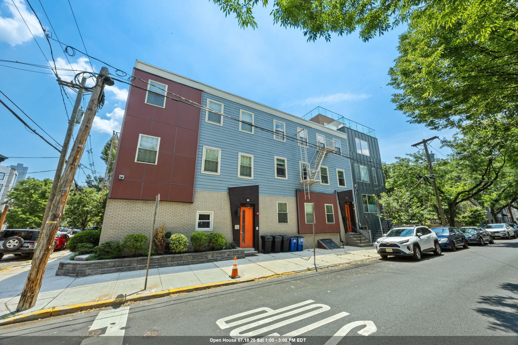 102 COLGATE ST Unit: 101