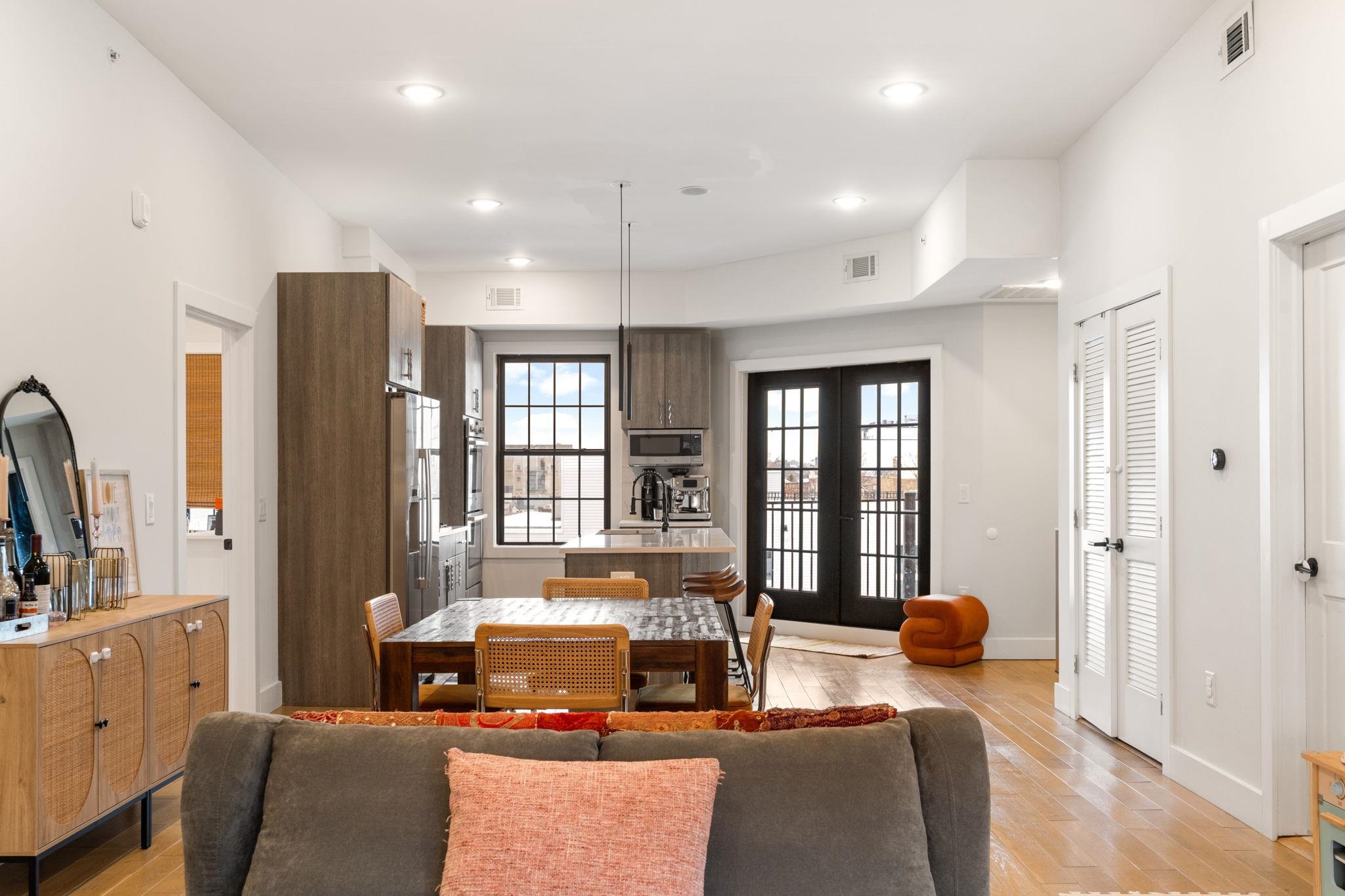 122 NEW YORK AVE Unit: 501
