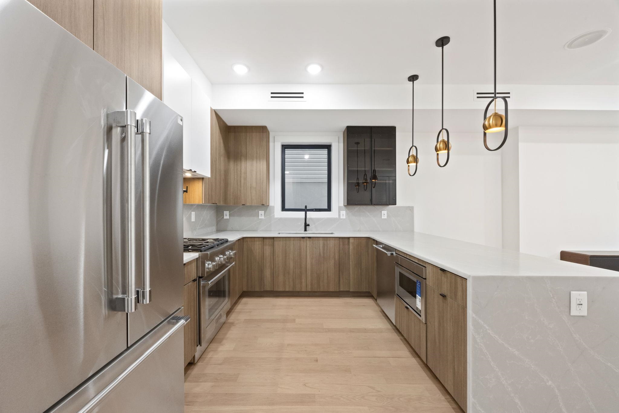 33 GRAHAM ST Unit: 1&3
