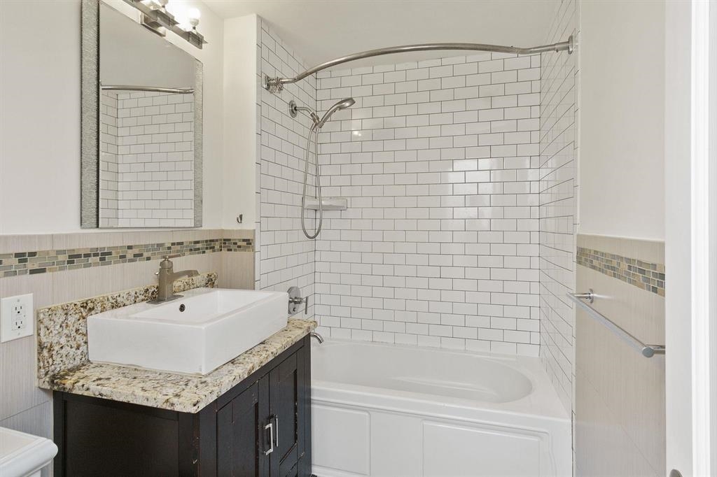 187 WAYNE ST Unit: 302