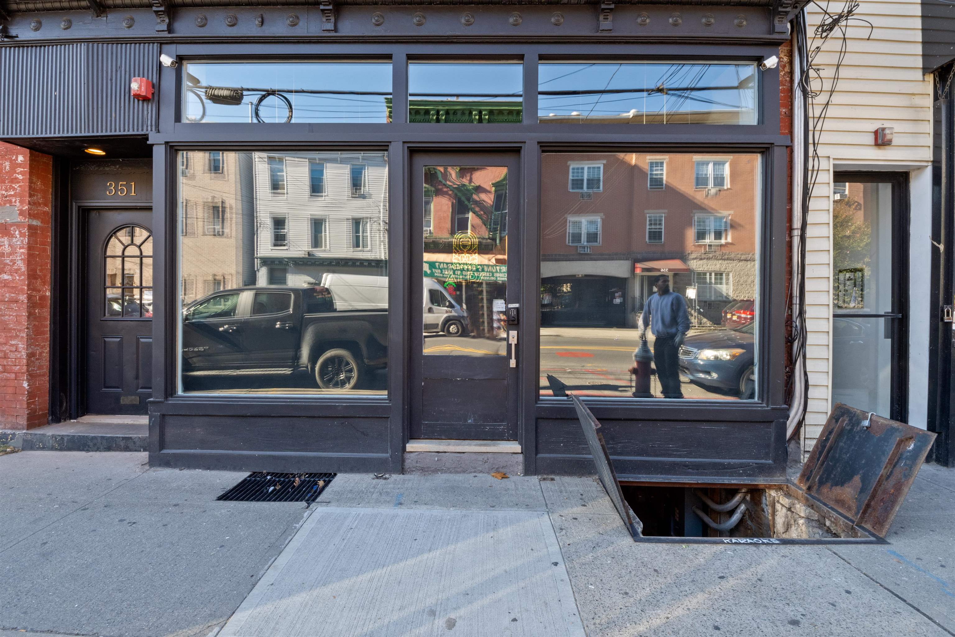 208 OGDEN AVE Unit: #2