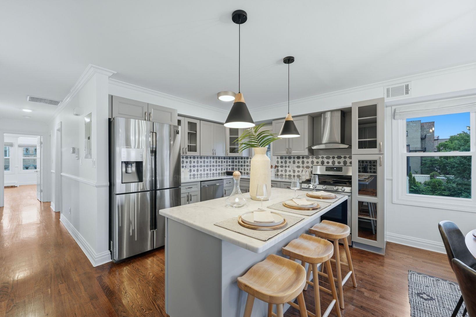 208 OGDEN AVE Unit: #2