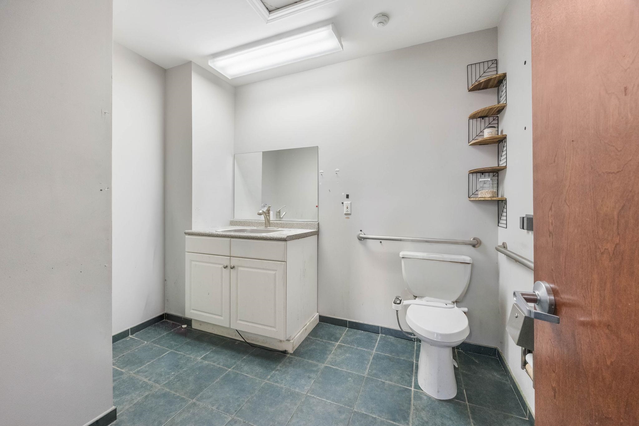 510 BROADWAY Unit: 2