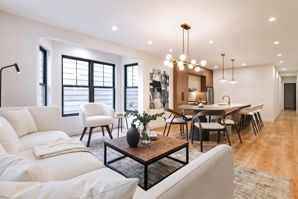 85 SHERMAN PL Unit: 2