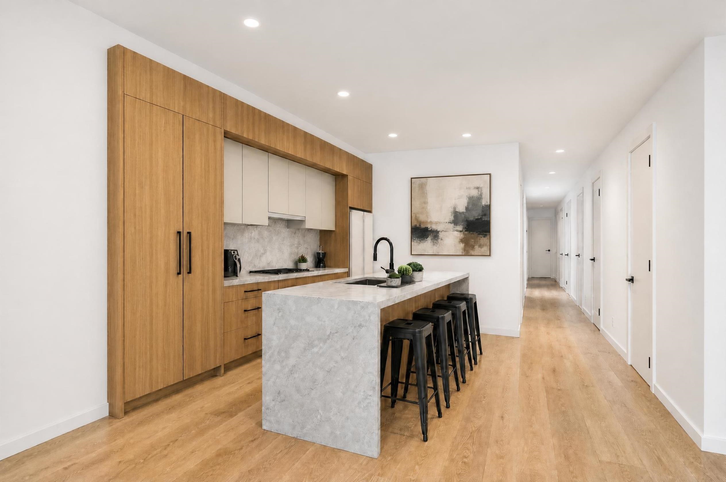 85 SHERMAN PL Unit: 2