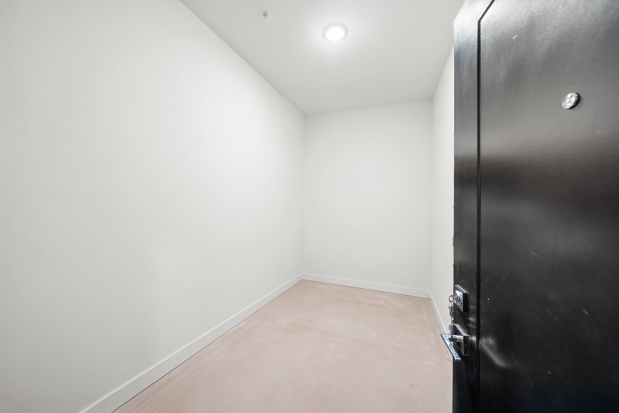 1601 MANHATTAN AVE Unit: 203