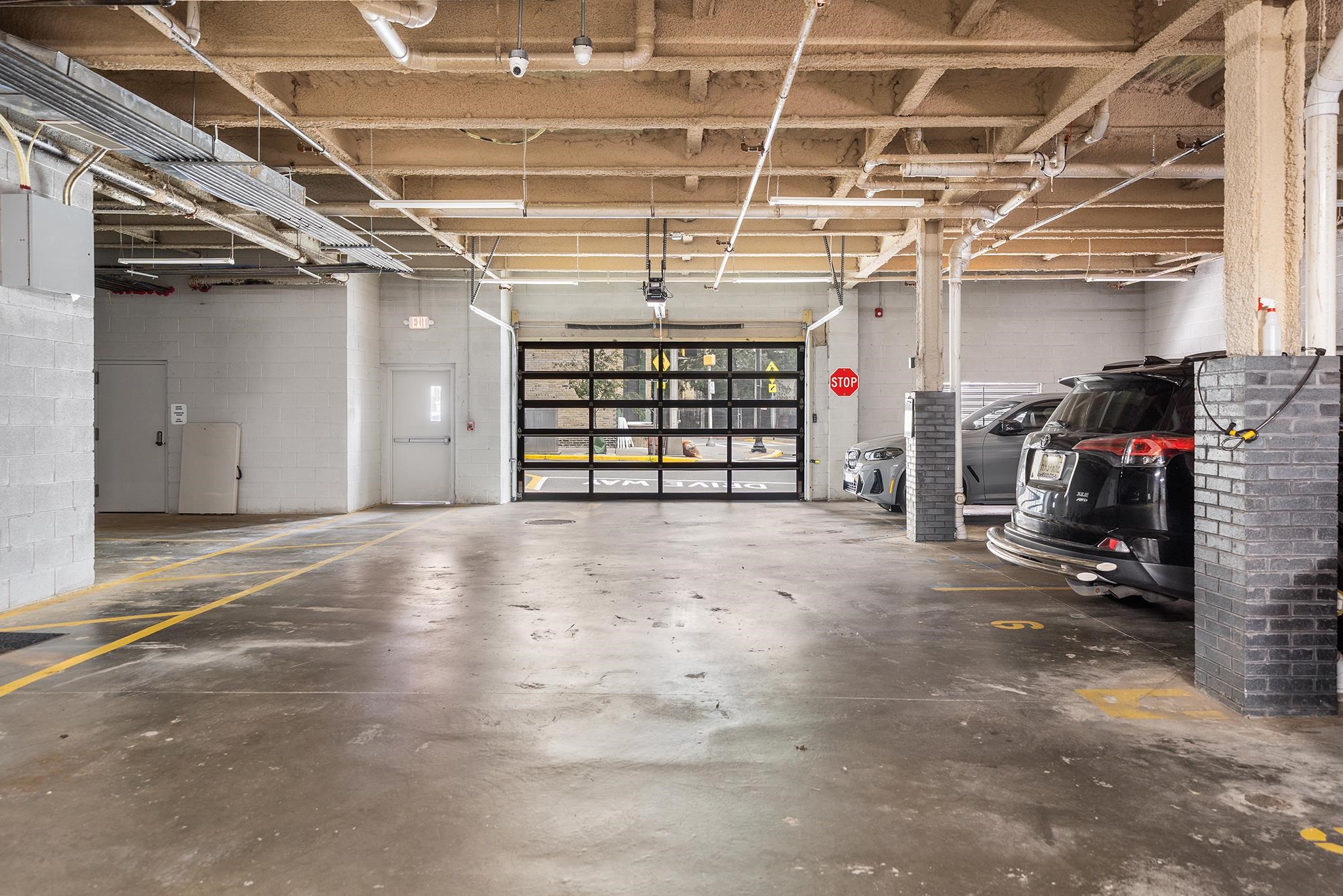 1601 MANHATTAN AVE Unit: 203