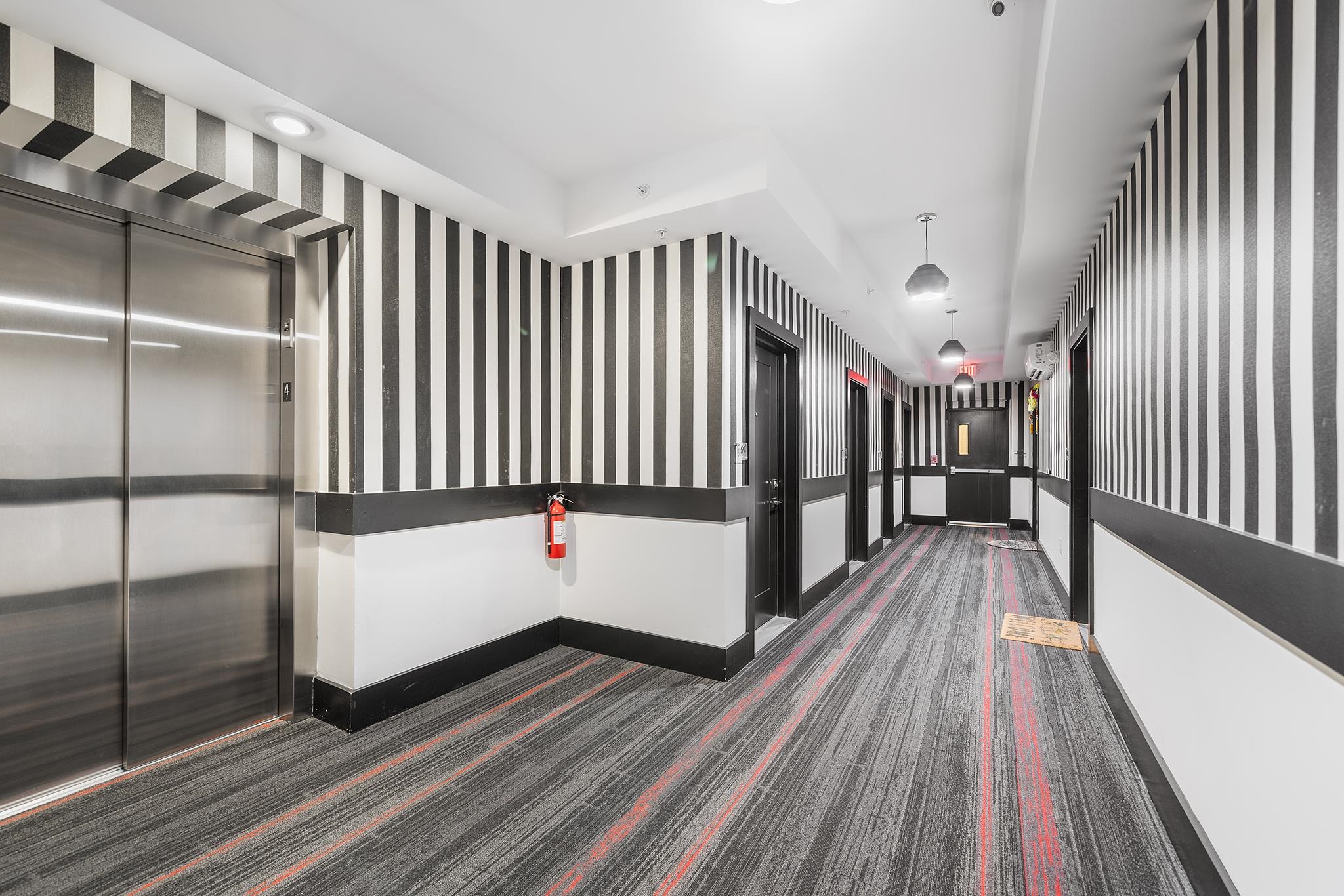 1601 MANHATTAN AVE Unit: 203