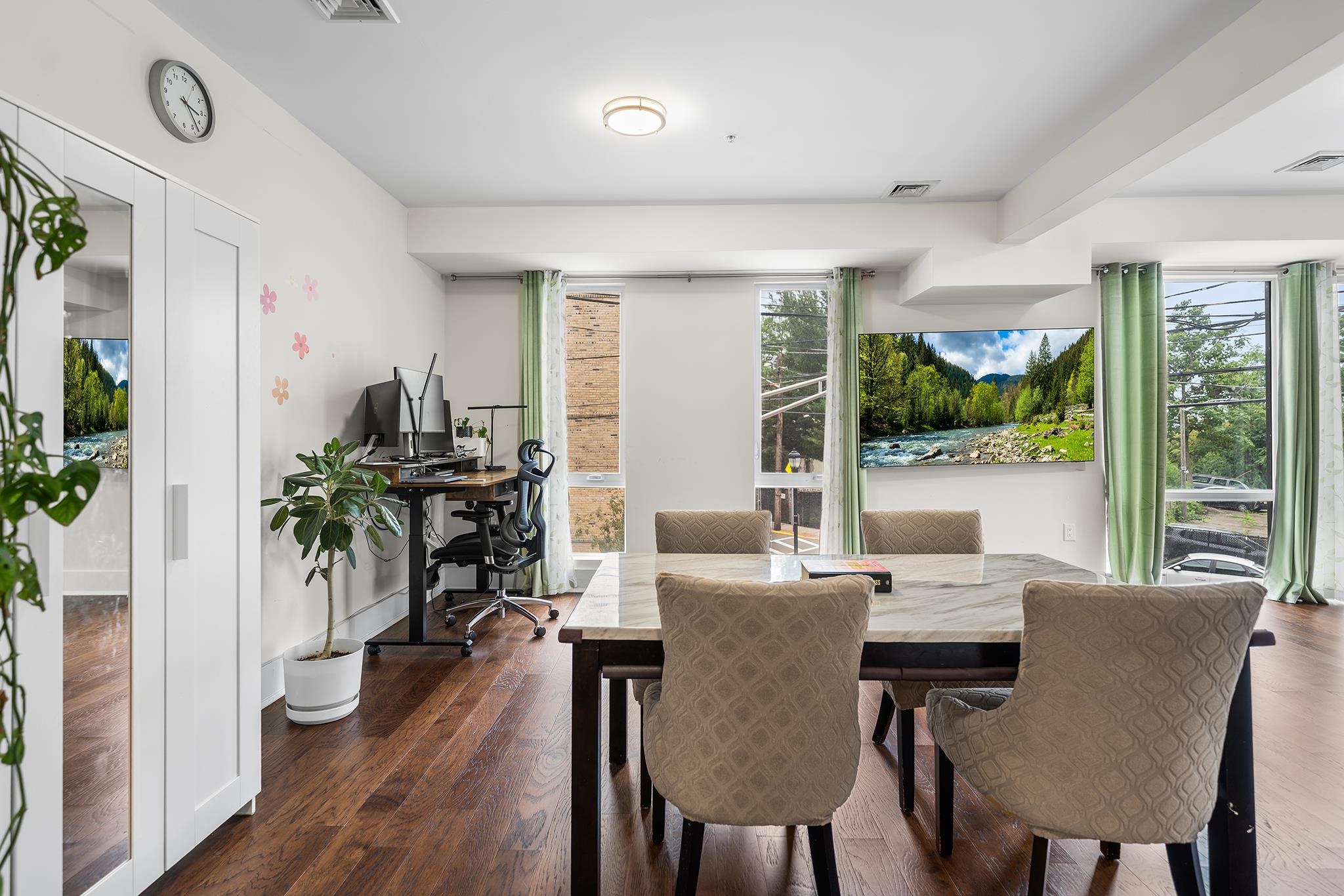 1601 MANHATTAN AVE Unit: 203