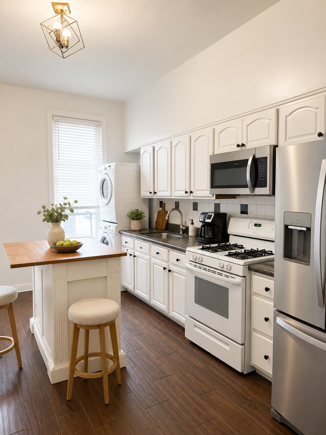 28 48TH ST Unit: 1