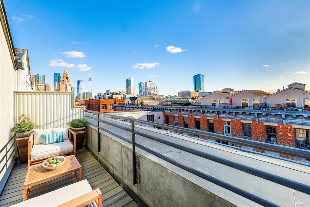 186 WAYNE ST Unit: 413D