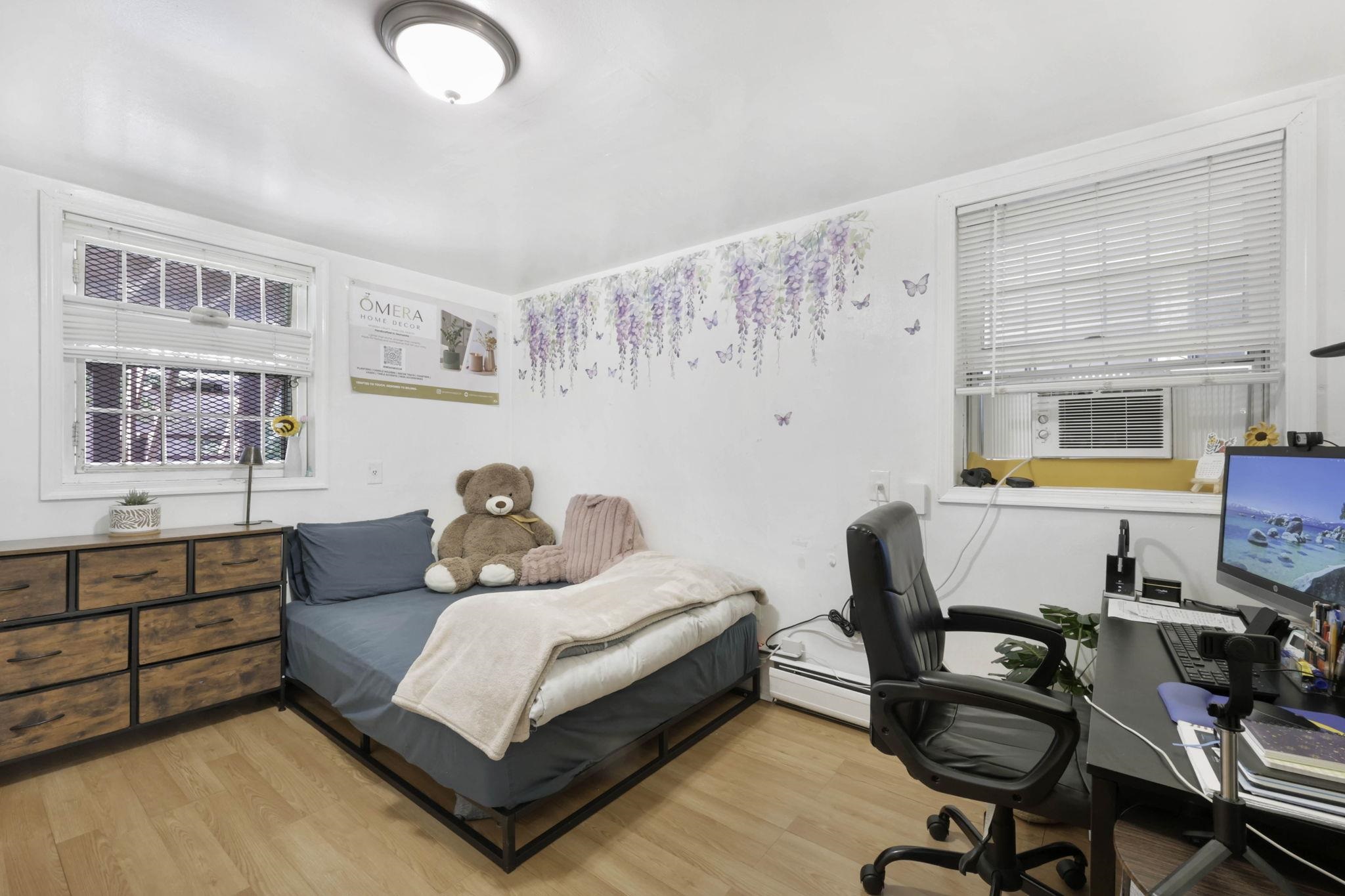 425 MANILA AVE Unit: #1