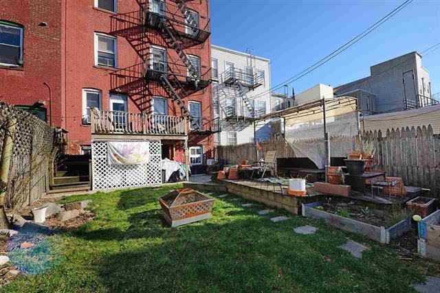 477 PALISADE AVE Unit: 1