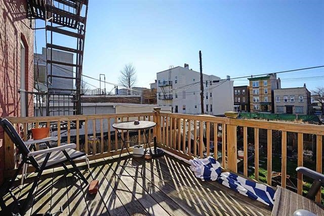 477 PALISADE AVE Unit: 1