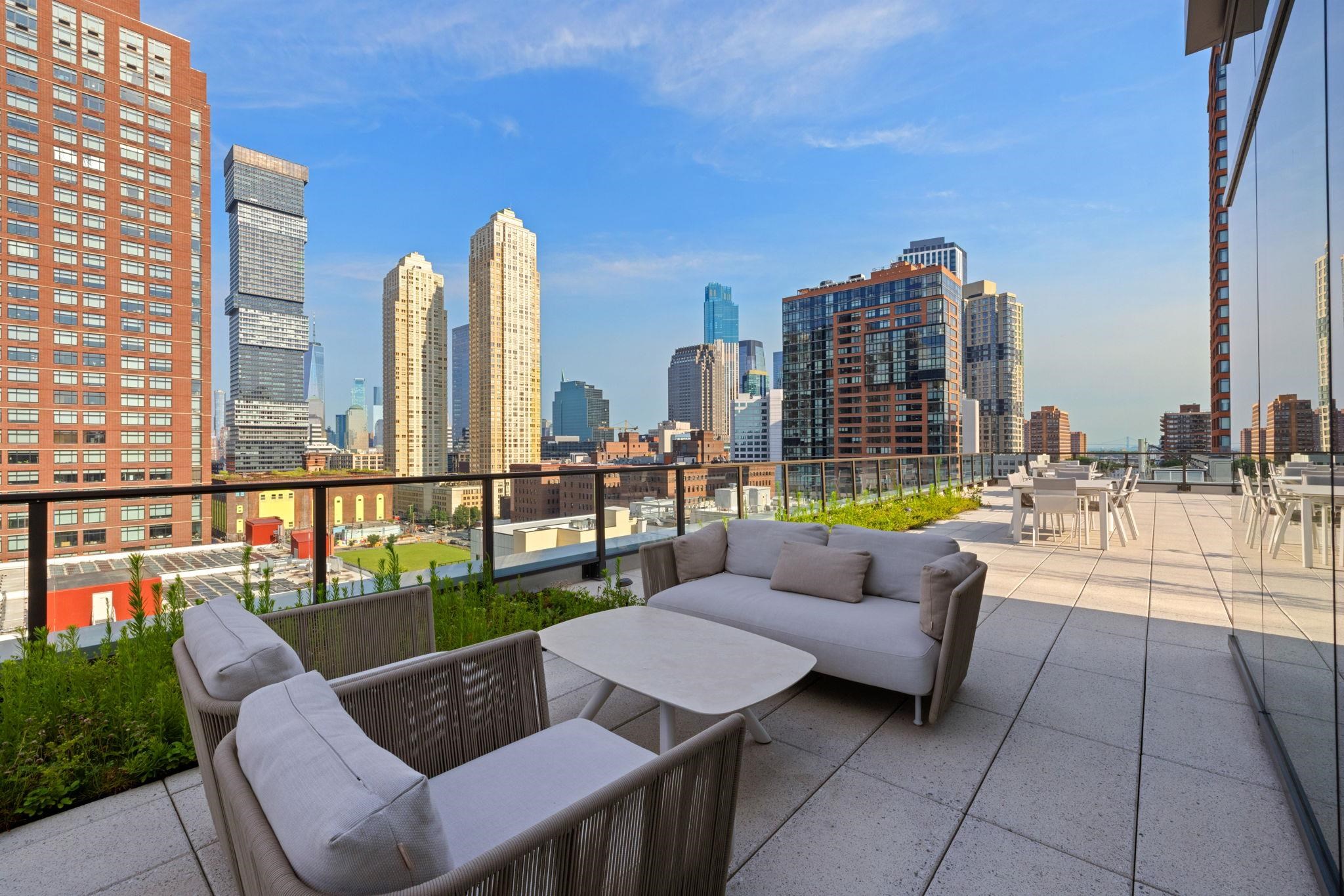 144 1ST ST Unit: 12S