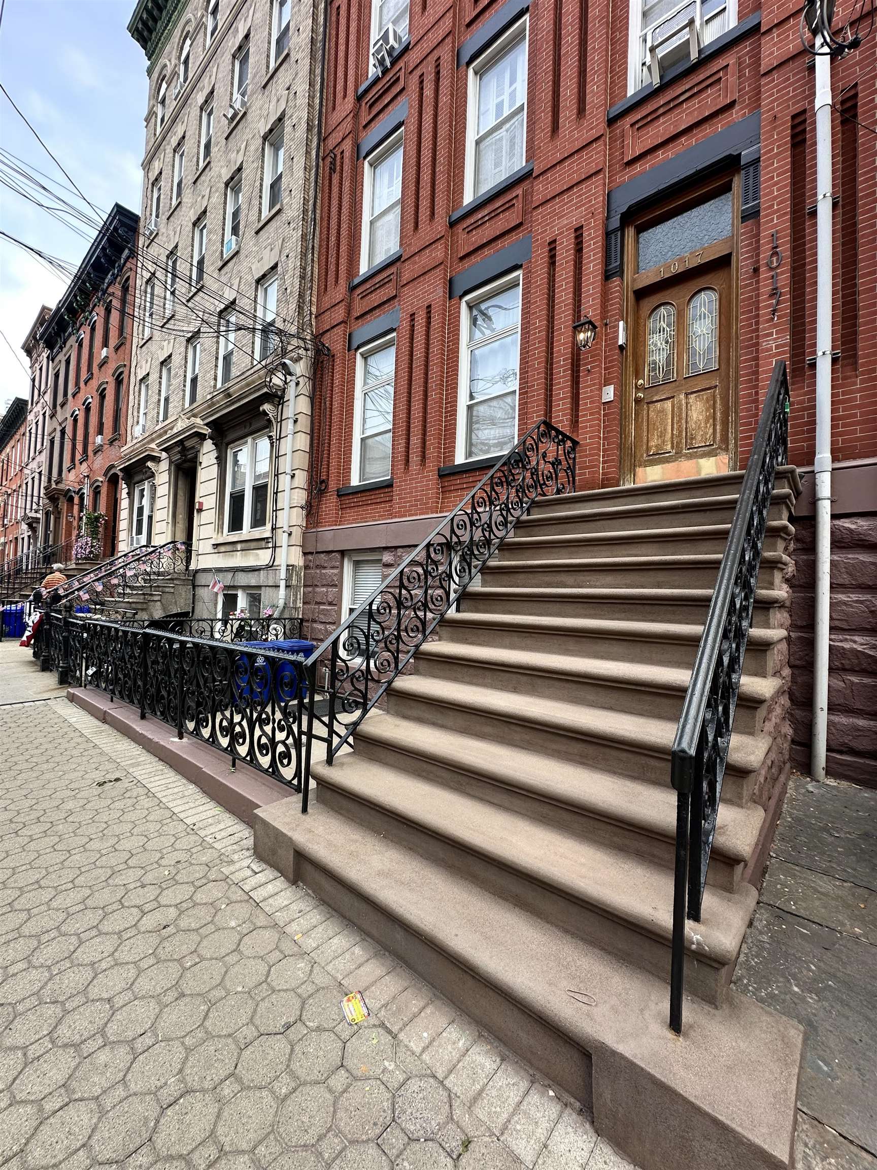 1017 PARK AVE Unit: 1