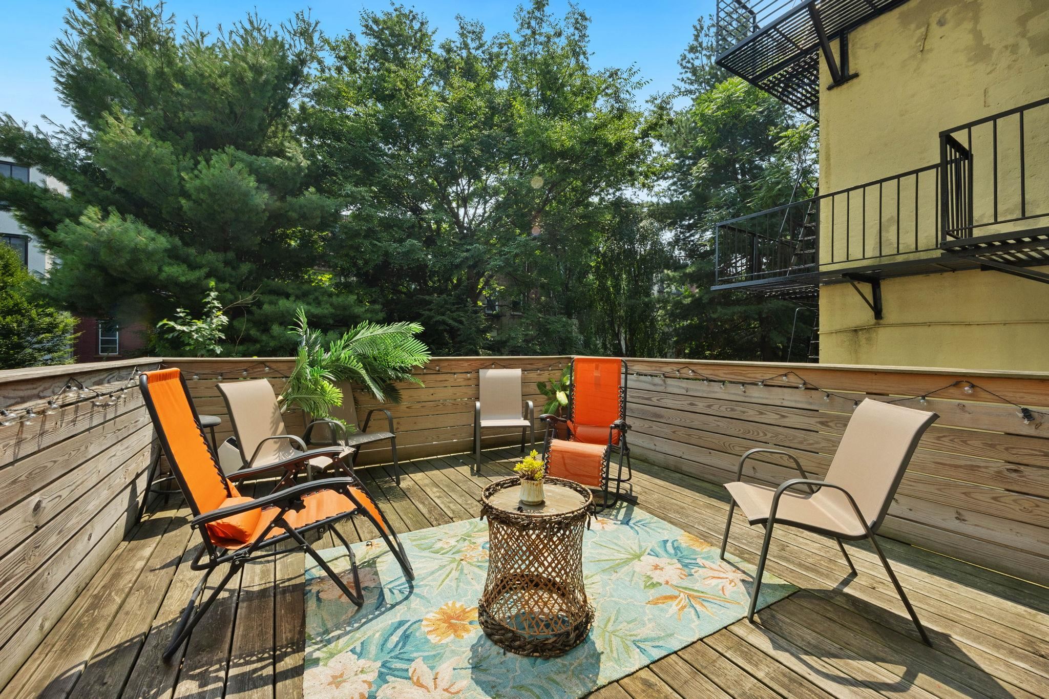 1017 PARK AVE Unit: 1