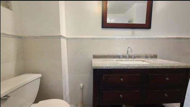 476 GREGORY AVE Unit: 2