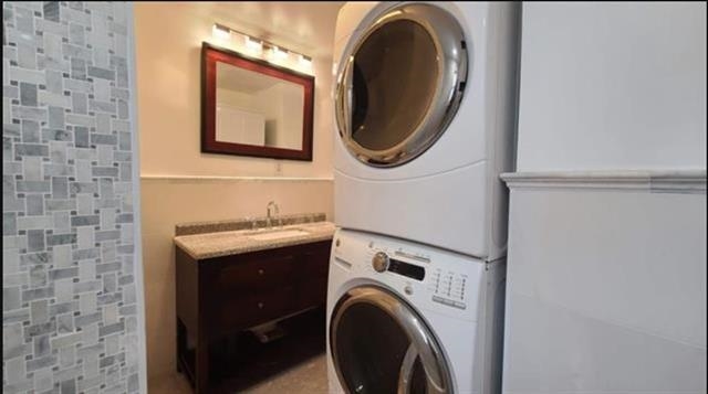 476 GREGORY AVE Unit: 2
